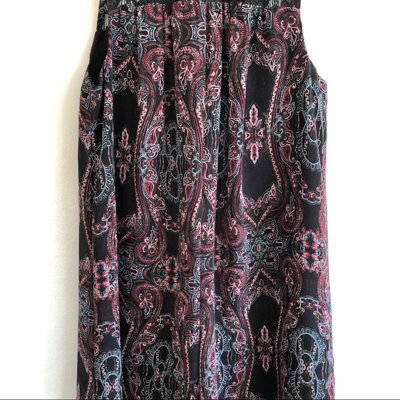 🛍️ 3/$20 BCBGeneration Pink / Maroon Paisley Lace Yoke High Neck Romper Sz Small - Picture 3 of 13